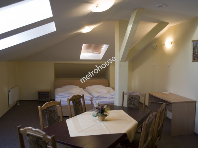 Hotel na sprzedaż, Oleski, Zdziechowice